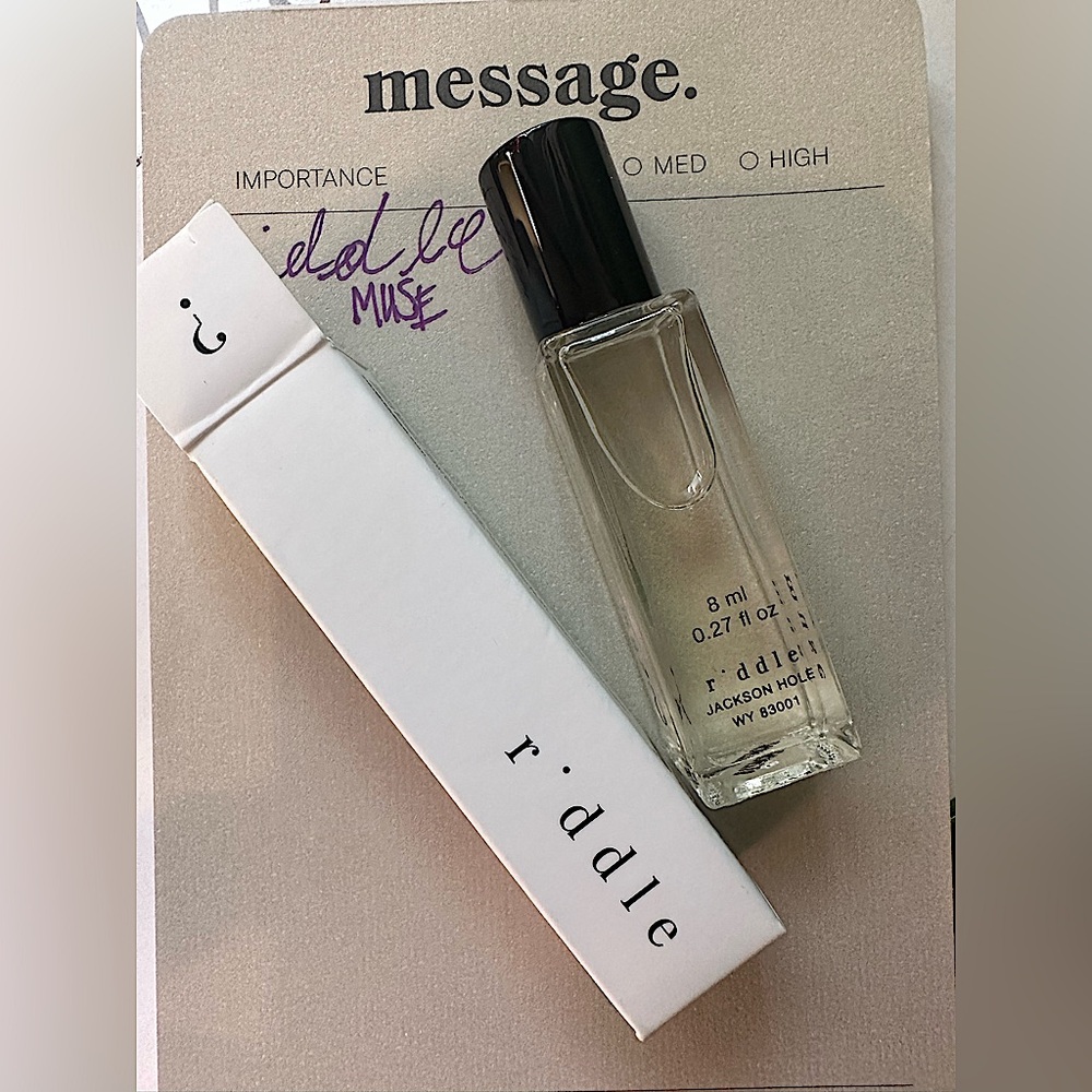 Riddle Oil Perfume Roller